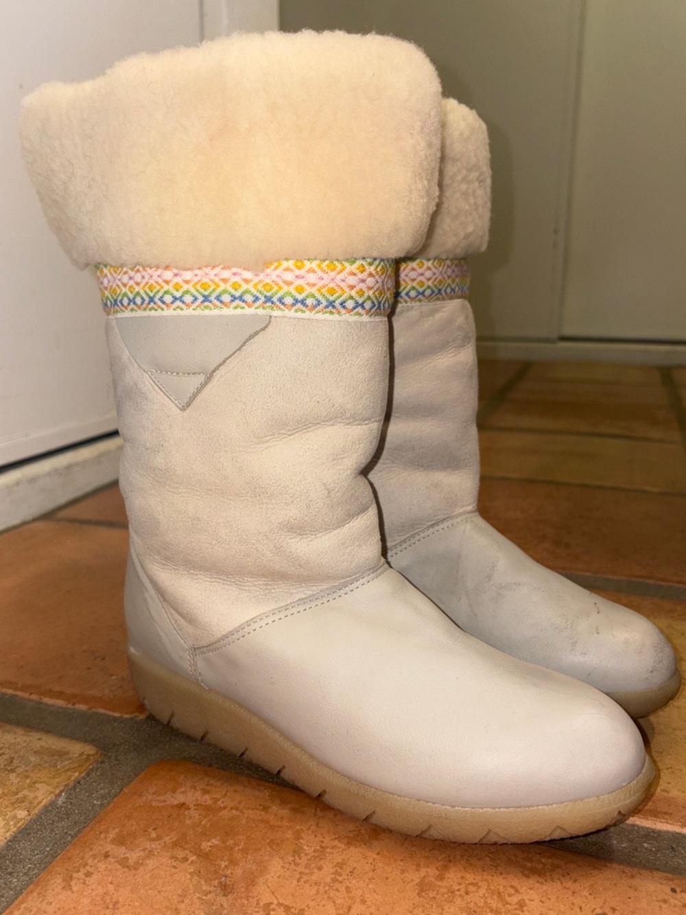 VINTAGE Sorel Sherpa-Lined Winter Boots, Size 8